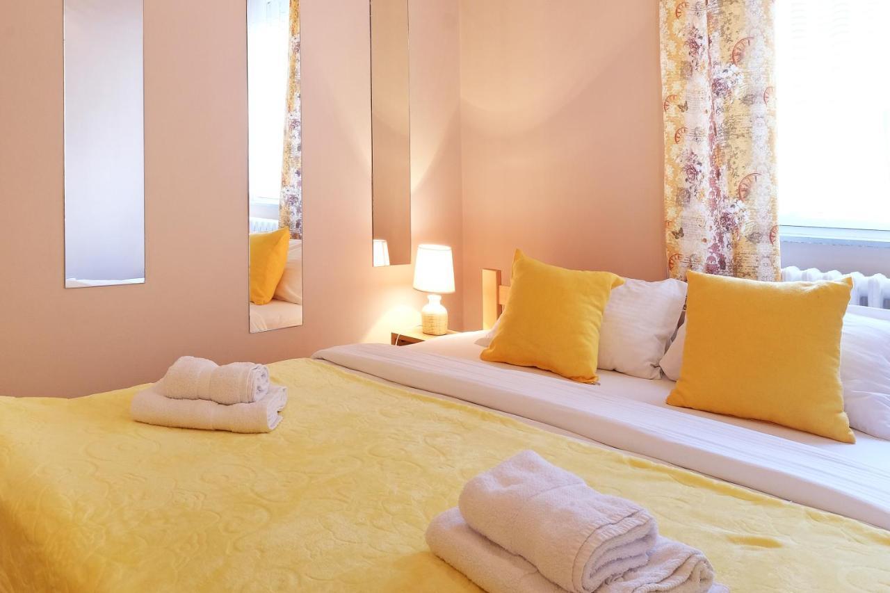 Sava Square Apartment Belgrád Kültér fotó